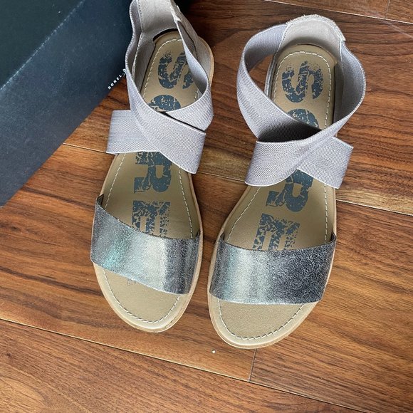 Sorel Ella Elastic Sandal - Ash Brown (Metallic) - Womens 8.5 - Picture 4 of 6